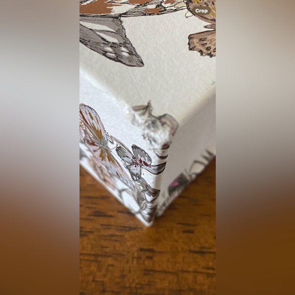 Christian Dior Around the World gift box with magnetic closure flap - Picture 9 of 15